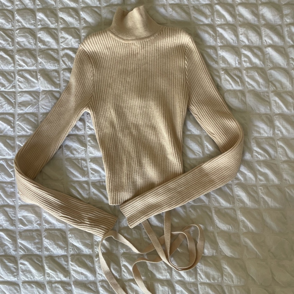 Zara beige ribbed crop back lace mock sweater top